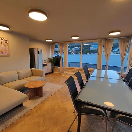 Leilighet Modern In *