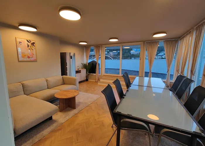 Διαμέρισμα Modern In *